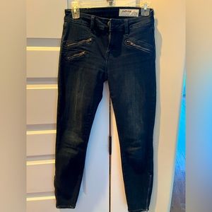 Pistols skinny jeans with zipper accents